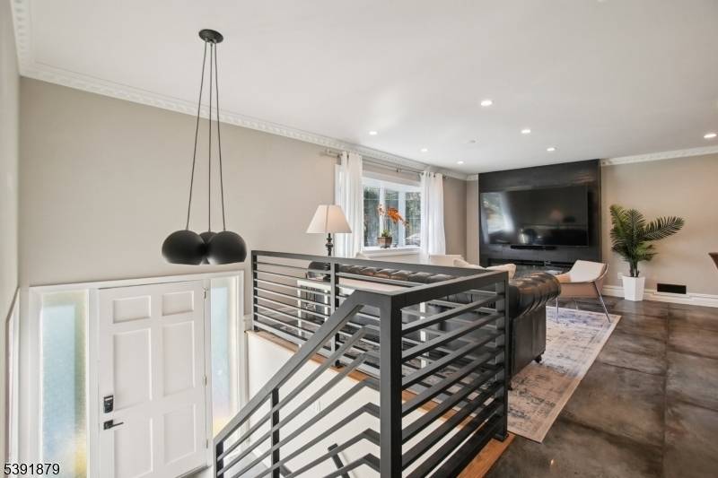 Berkeley Heights Twp., NJ 07922,223 Chaucer Dr