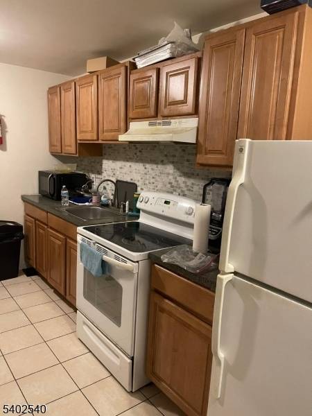 Newark City, NJ 07103,722 S 20Th St