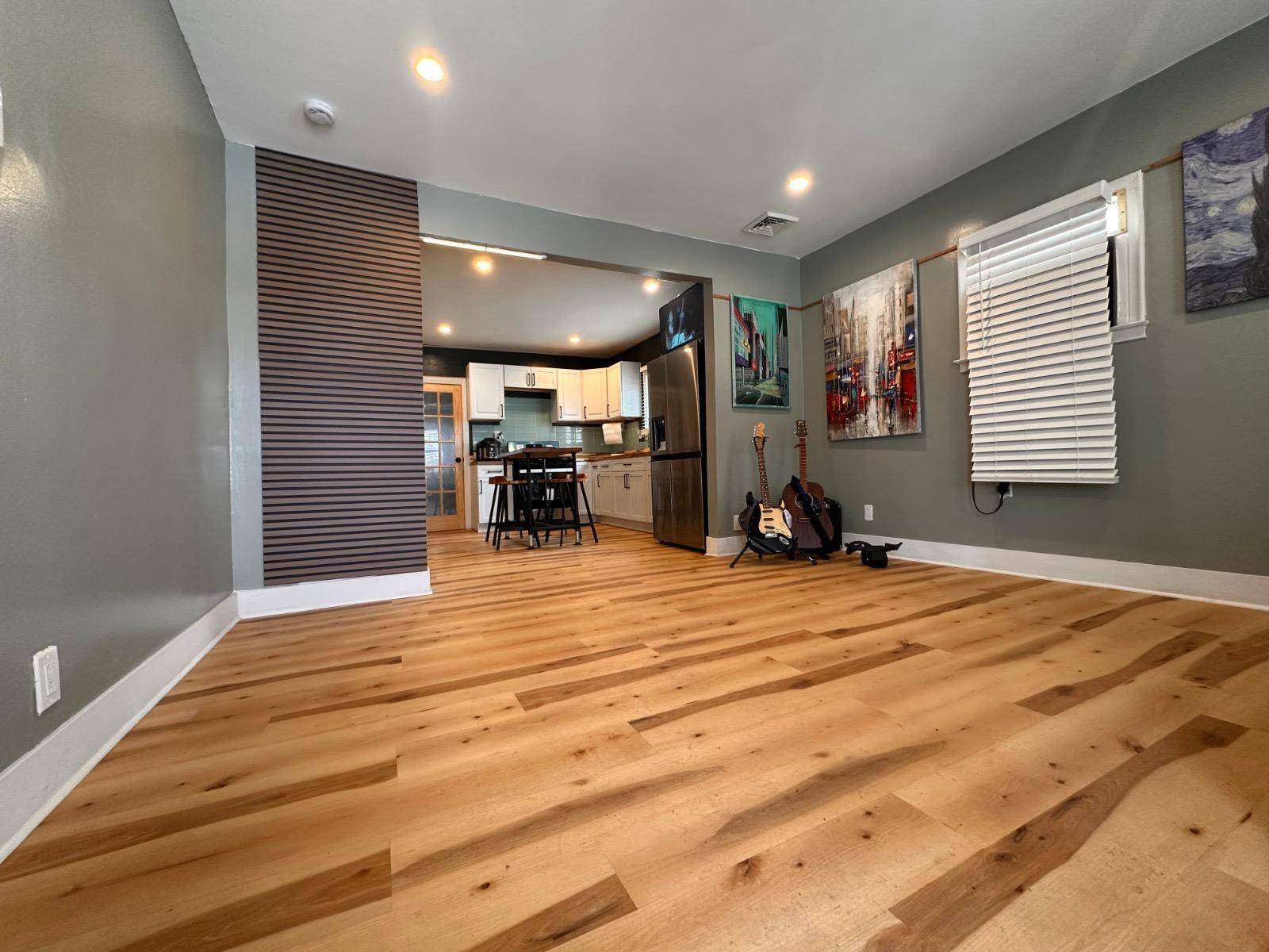 Ecorse, MI 48229,4138 11th ST