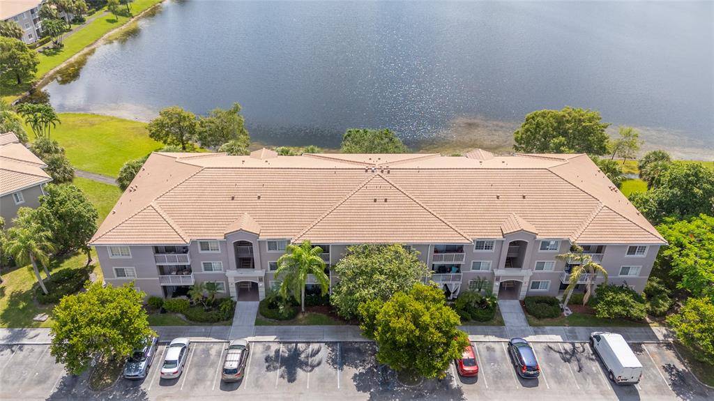 Coconut Creek, FL 33073,5021 Wiles Rd #202