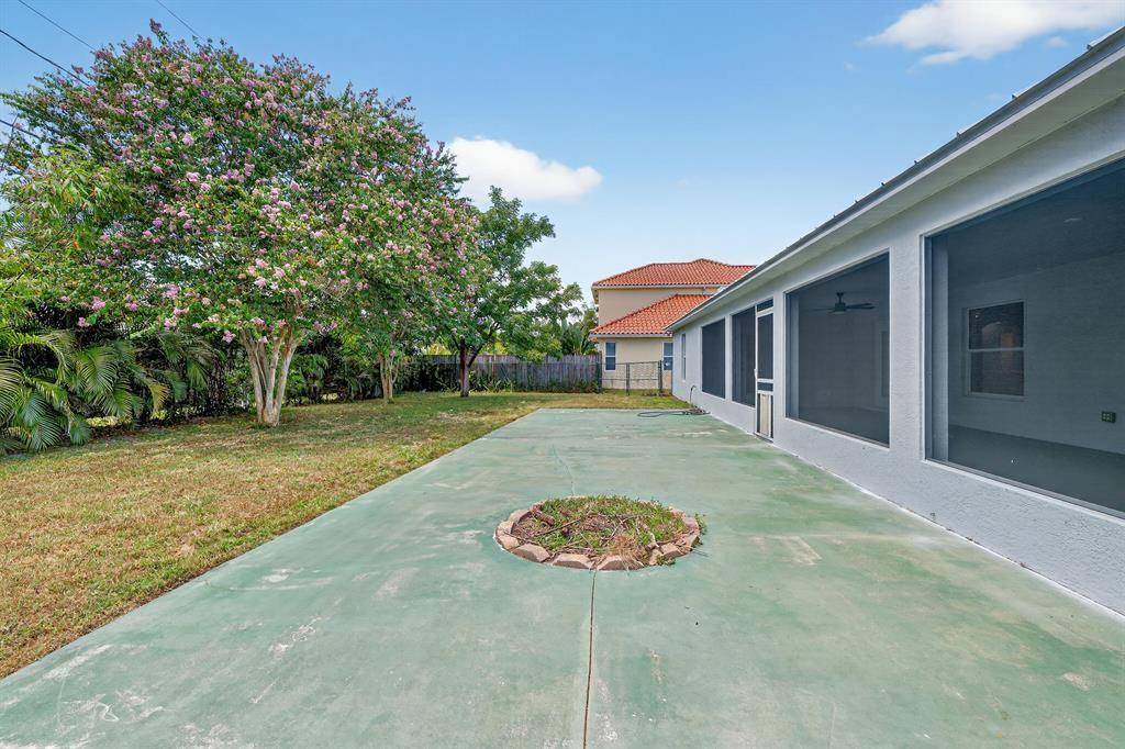 Port St Lucie, FL 34953,538 SW Nadell Ave