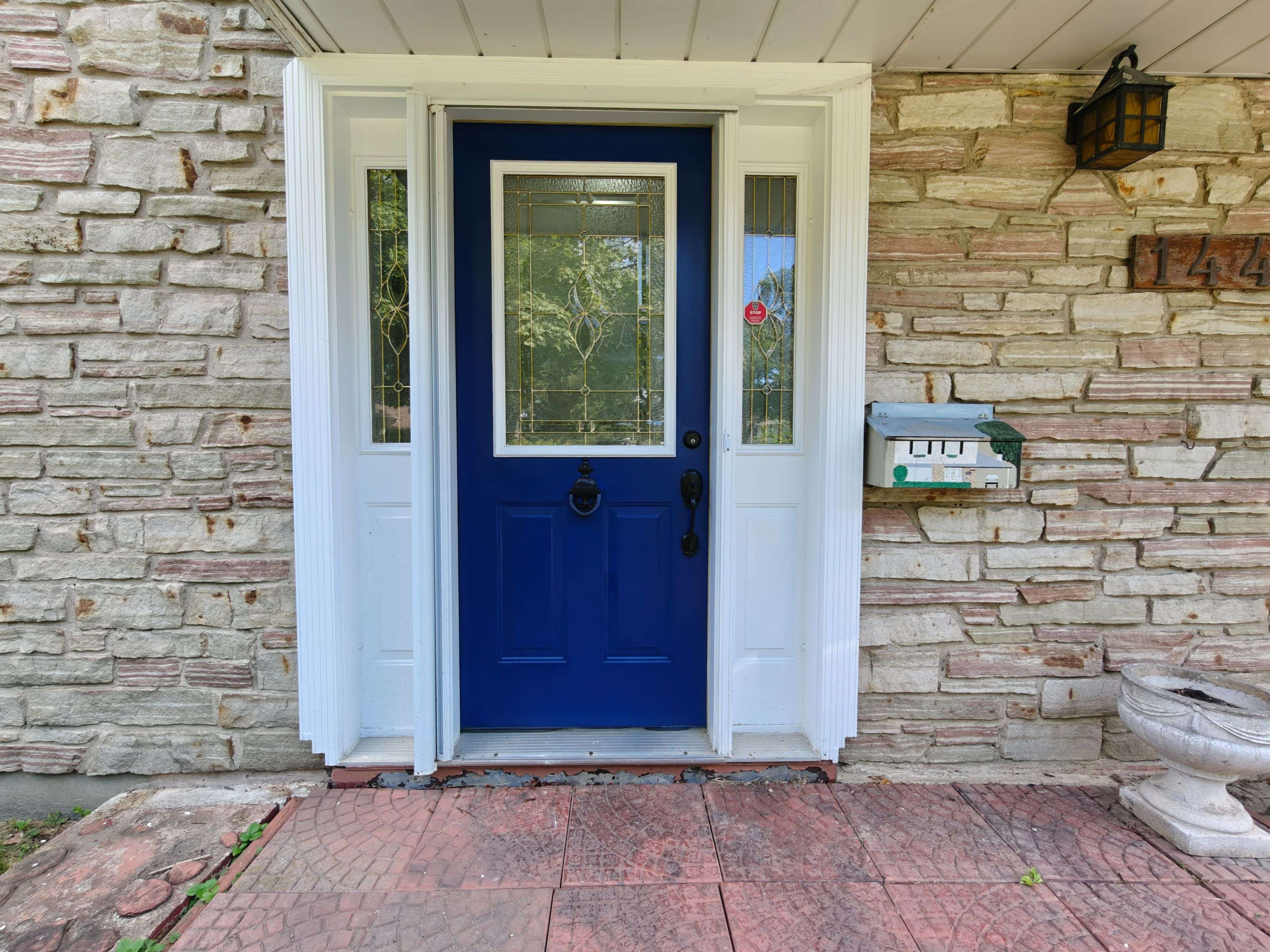 Mississauga, ON L4X 1Z8,1443 Glen Rutley CIR #(Upper)