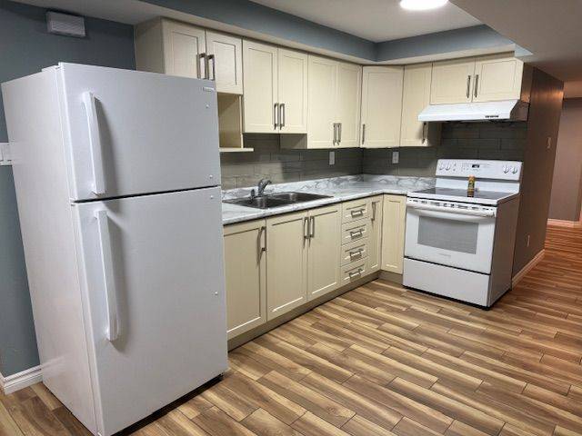 Brampton, ON L6P 3N4,45 Education RD #Bsmt