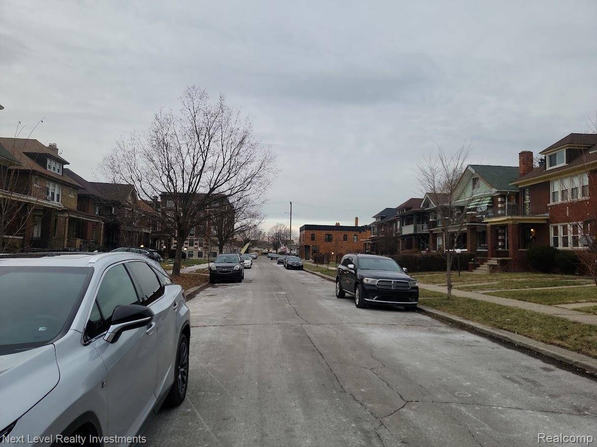 Detroit, MI 48206,7427 Churchill ST