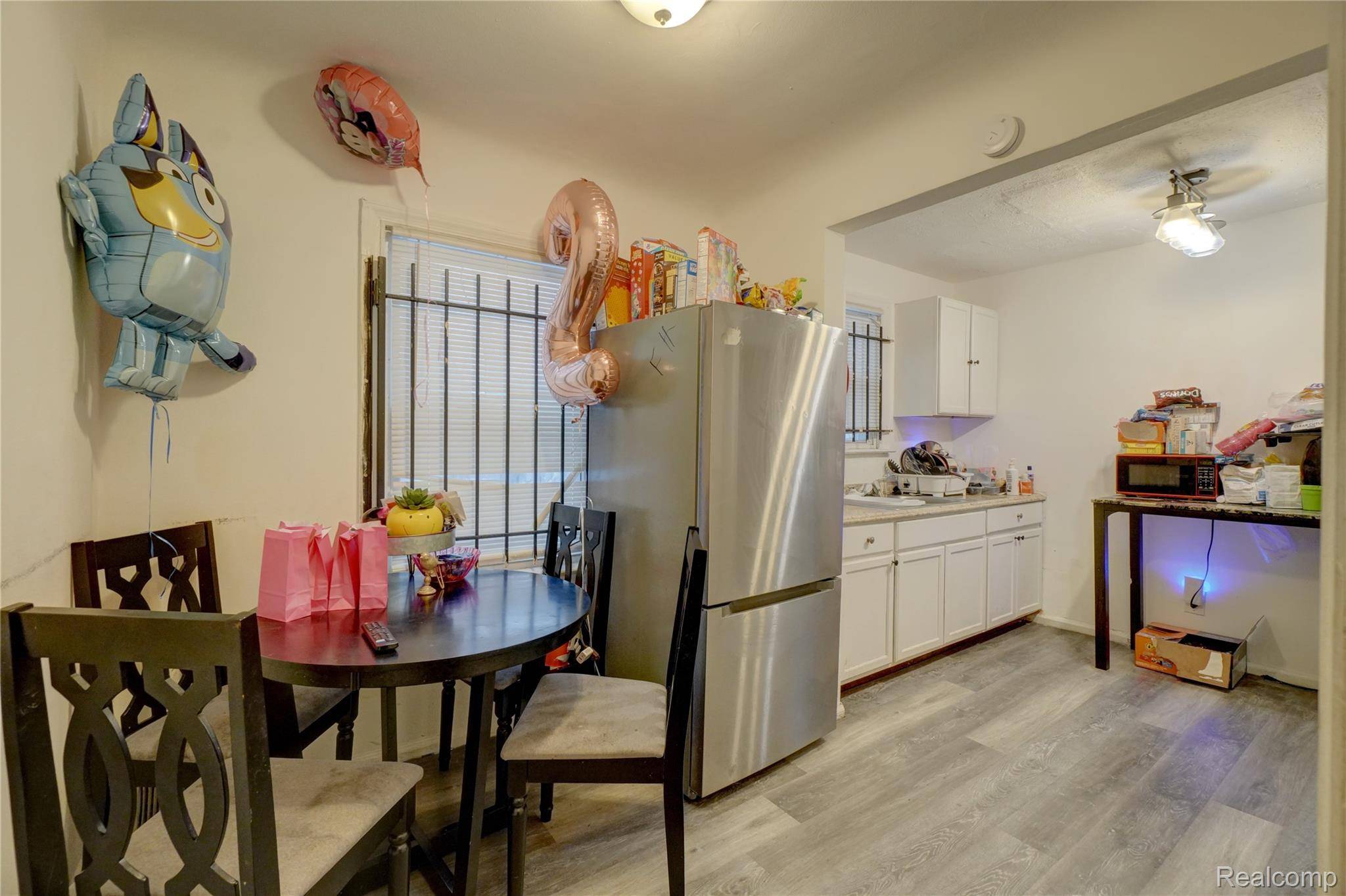 Detroit, MI 48235,19161 Meyers RD