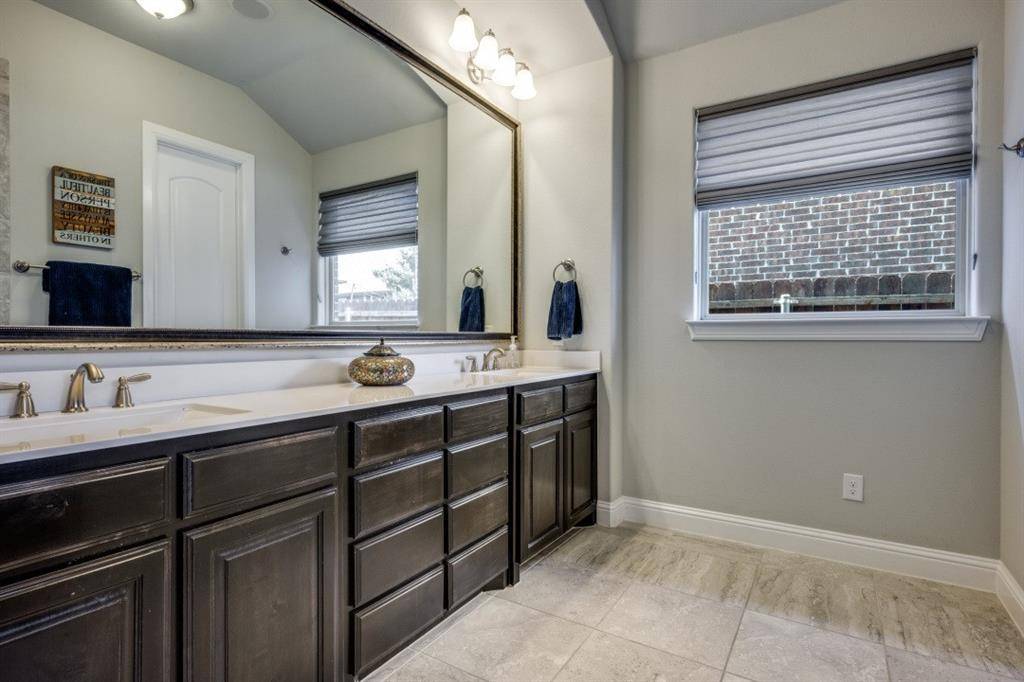 Roanoke, TX 76262,417 Middleton Drive