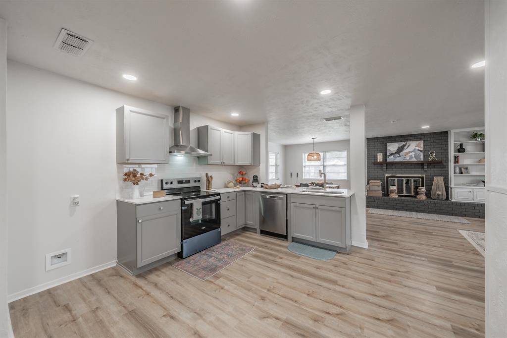 De Cordova, TX 76049,5613 Pecos Court