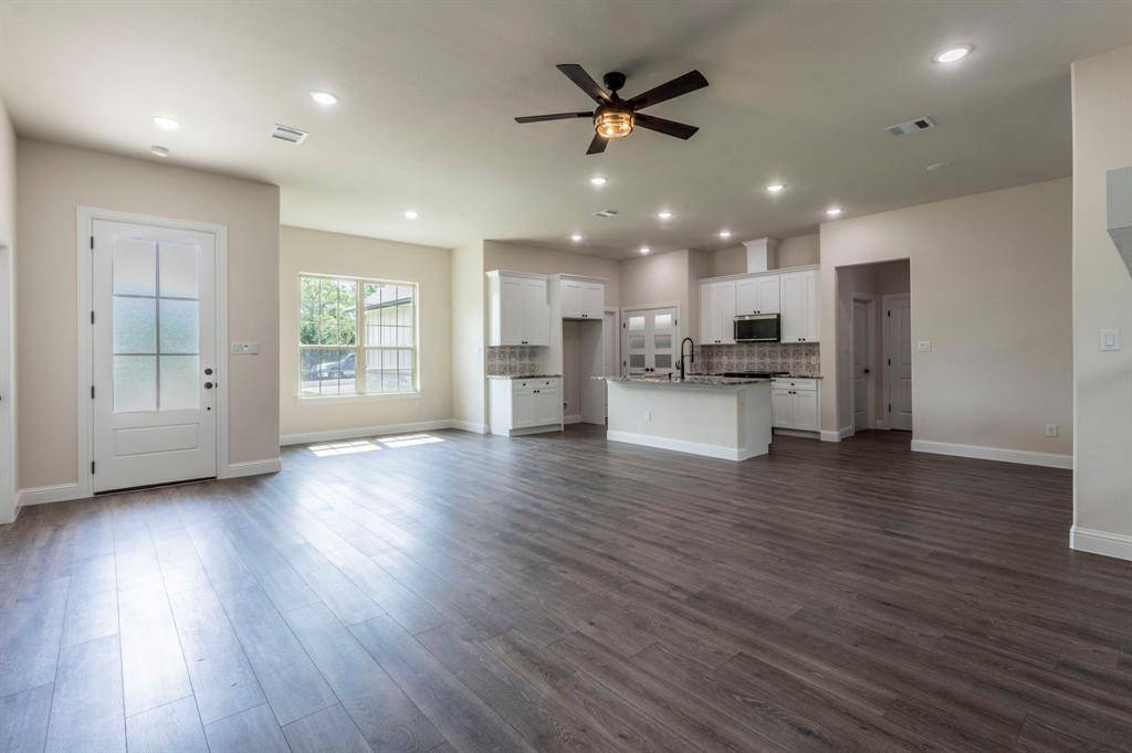 Runaway Bay, TX 76426,458 Jim Walters Drive