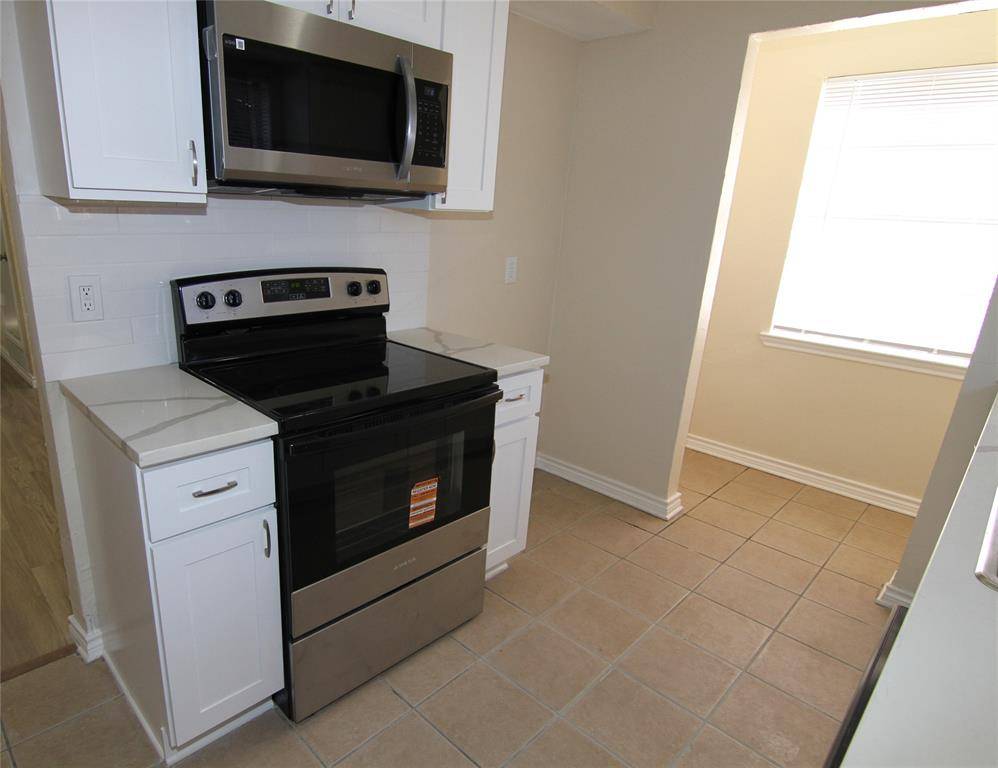 Dallas, TX 75227,9830 BLUFFCREEK Drive