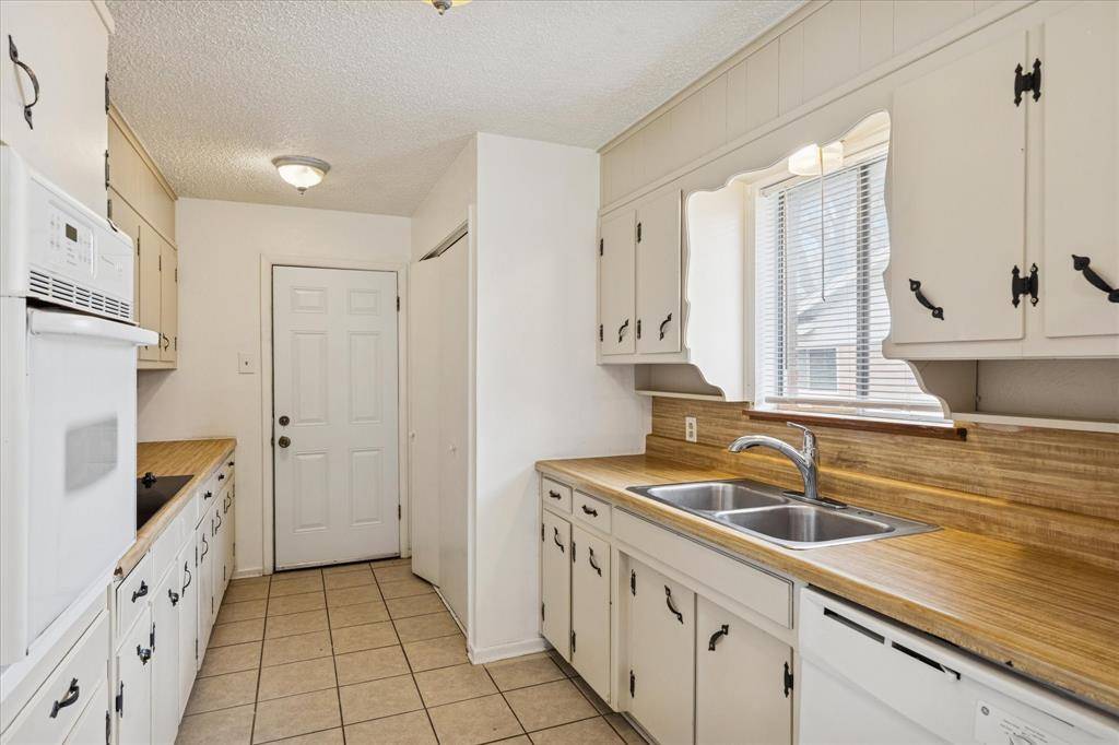 Fort Worth, TX 76134,328 Heirloom Drive