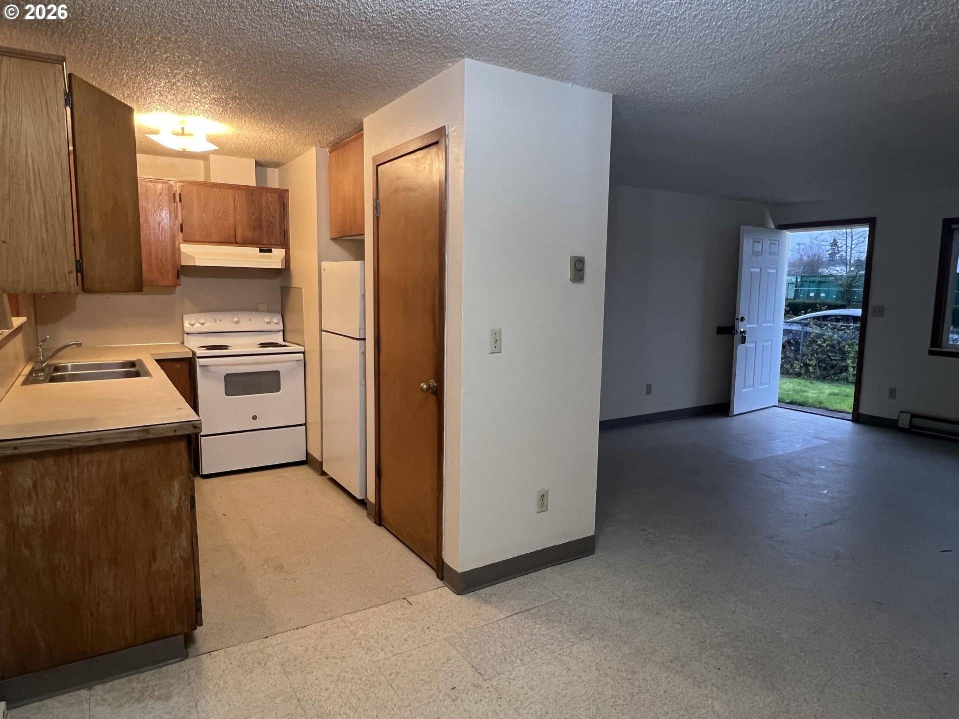 Clackamas, OR 97015,9818 SE CLACKAMAS RD