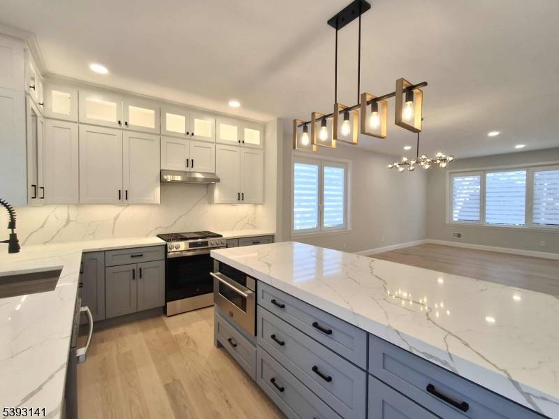 South Amboy City, NJ 08879,428 Railroad Ave