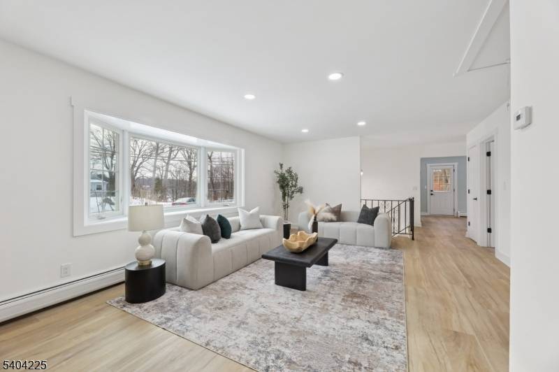 West Milford Twp., NJ 07421,512 N Lake Shore Dr