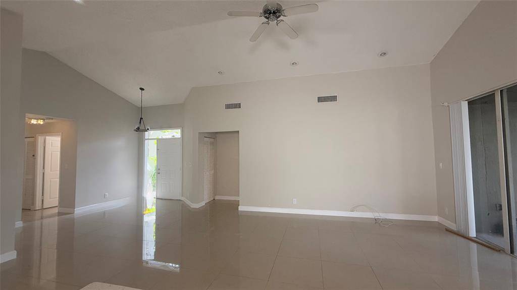 Plantation, FL 33322,1050 NW 108TH AVE