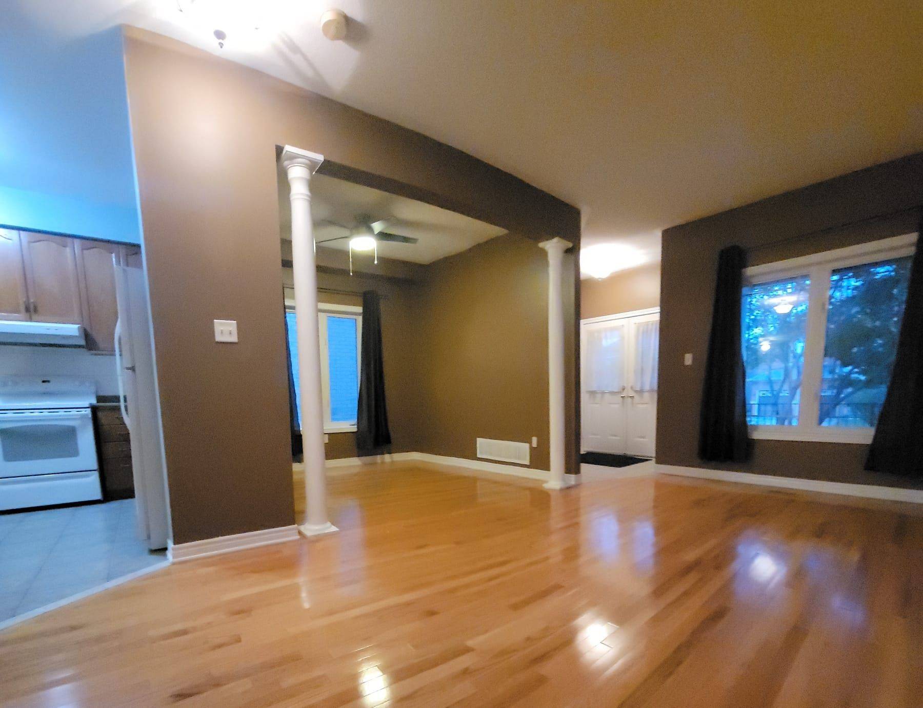 Richmond Hill, ON L4S 2K4,72 Forestwood ST