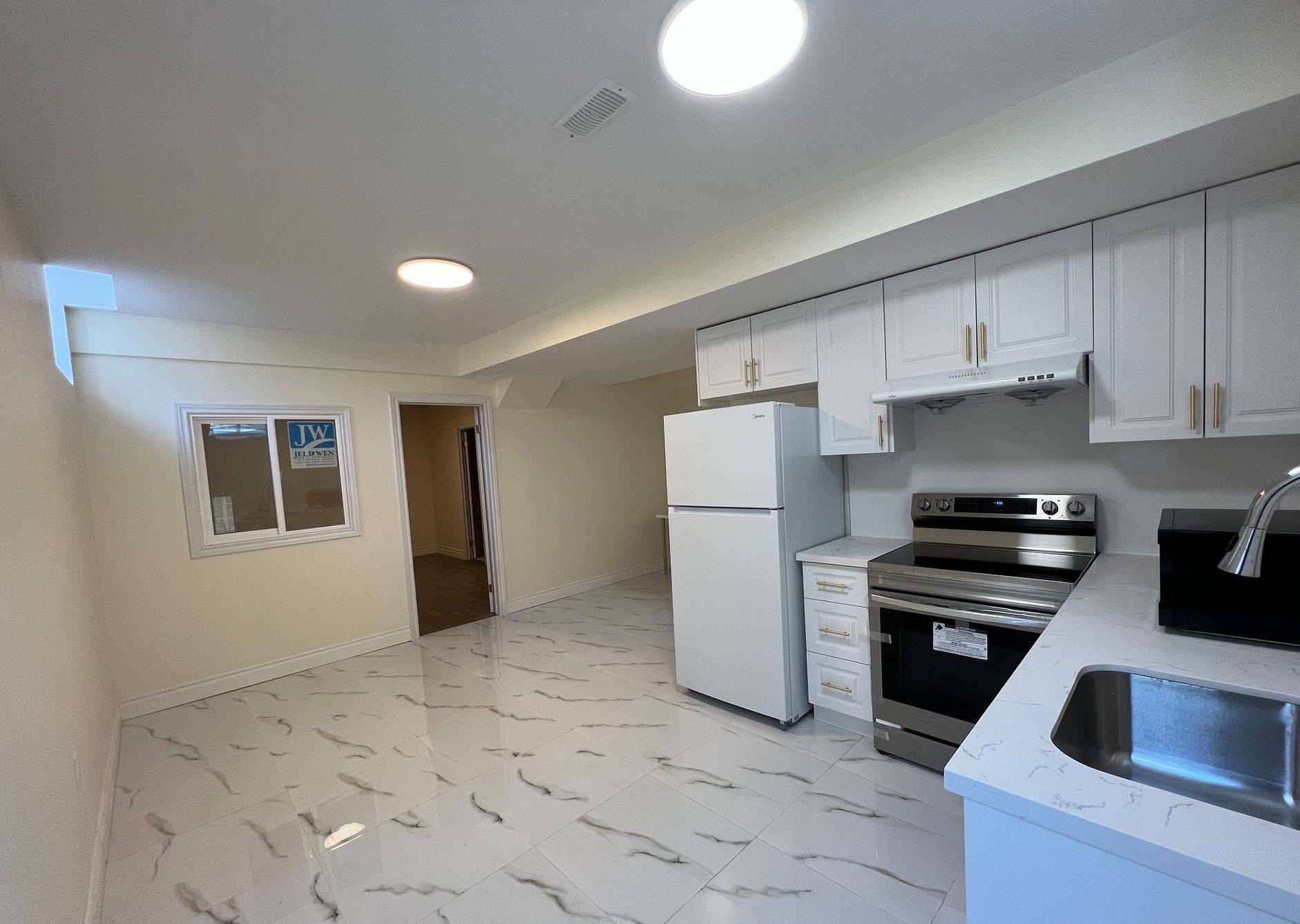 Oakville, ON L6H 7H5,447 Grindstone TRL #Bsmt