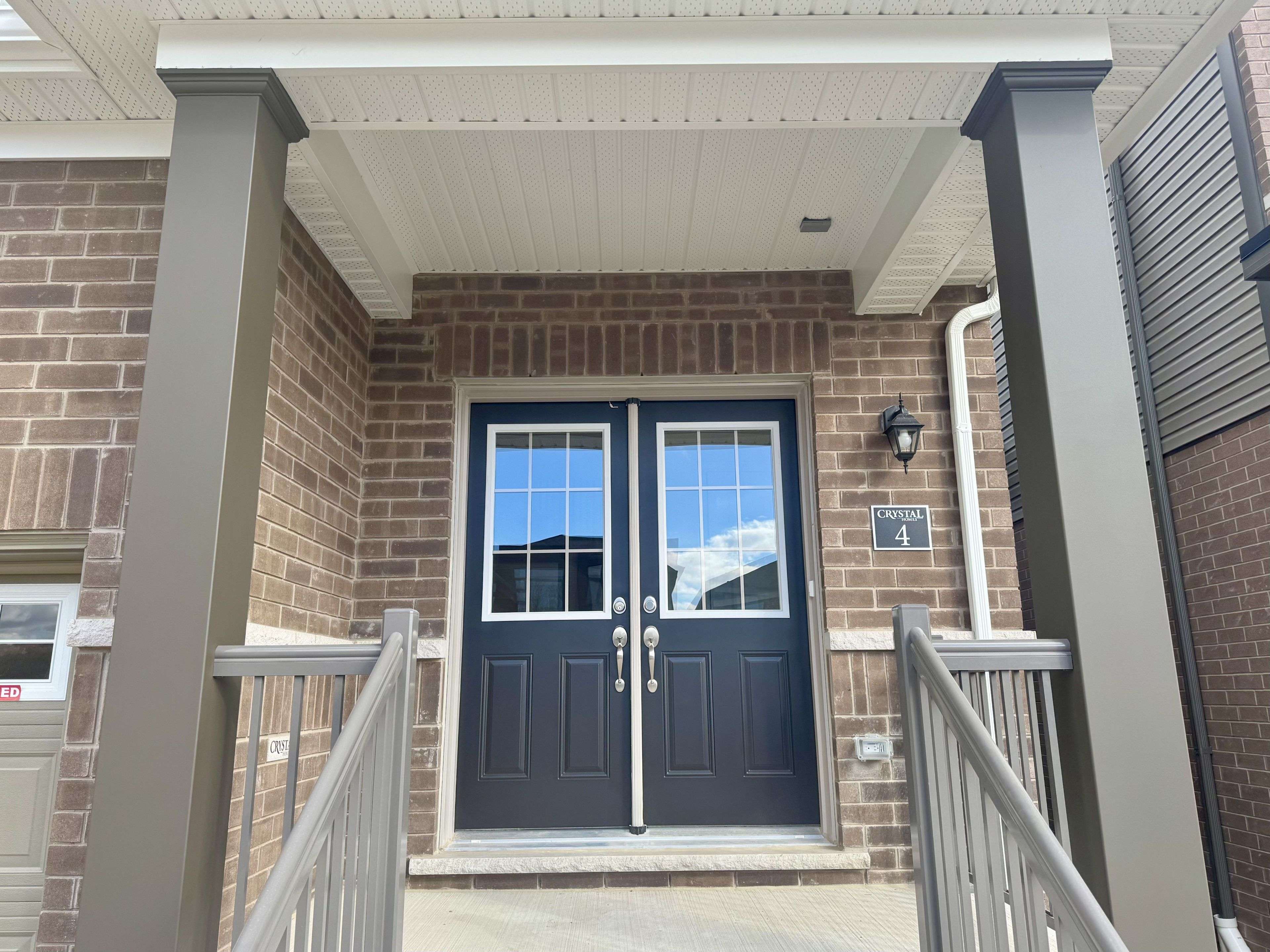 Brant, ON N3L 0M8,4 Gilham WAY