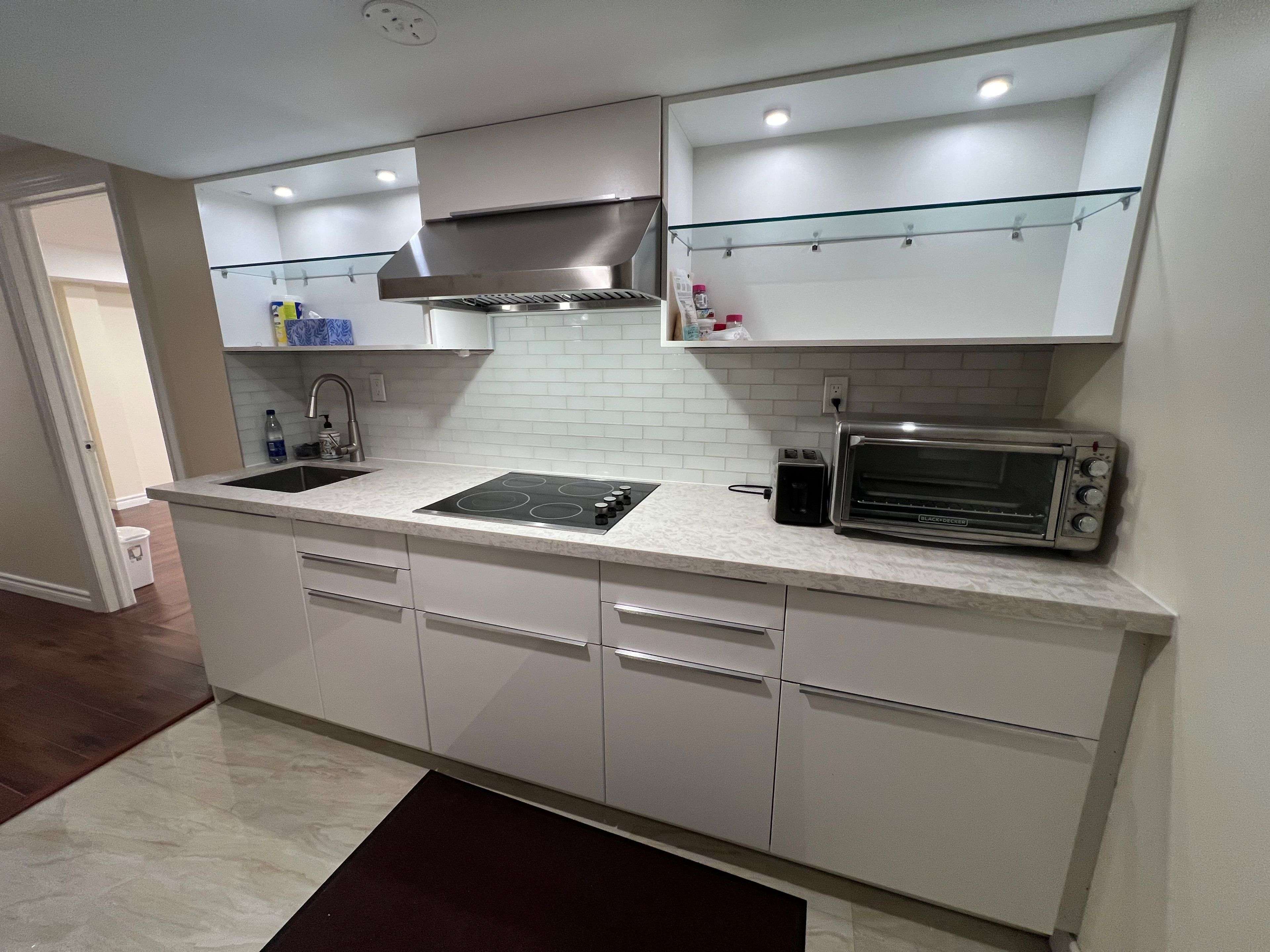 Oakville, ON L6J 6R5,1366 CHALFIELD DR #bsmt Br