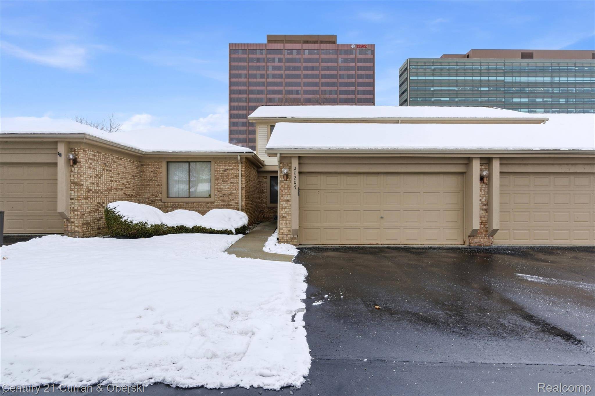 Southfield, MI 48076,20207 Evergreen Meadows RD