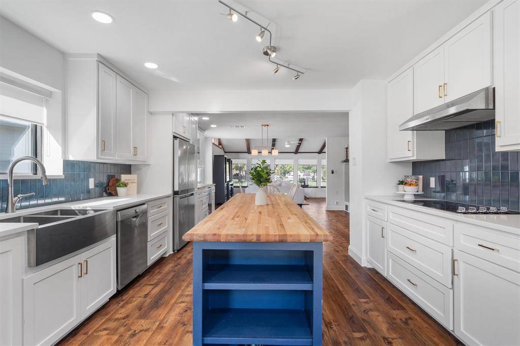 Lake Kiowa, TX 76240,117 Modoc Trail