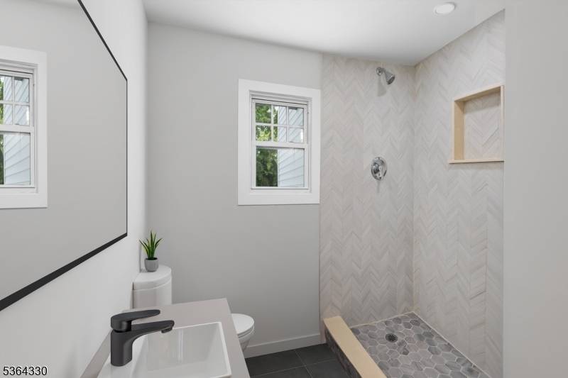 Westfield Town, NJ 07090,941 South Ave