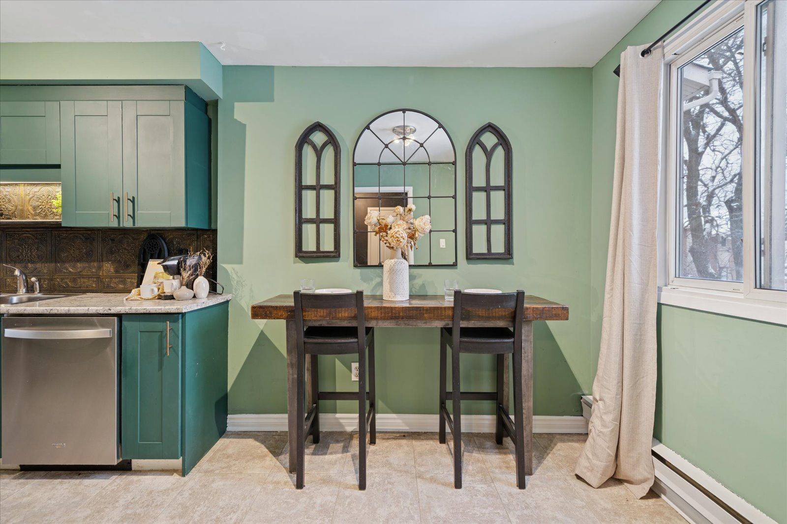 Pickering, ON L1V 2T5,1360 Glenanna RD #10A