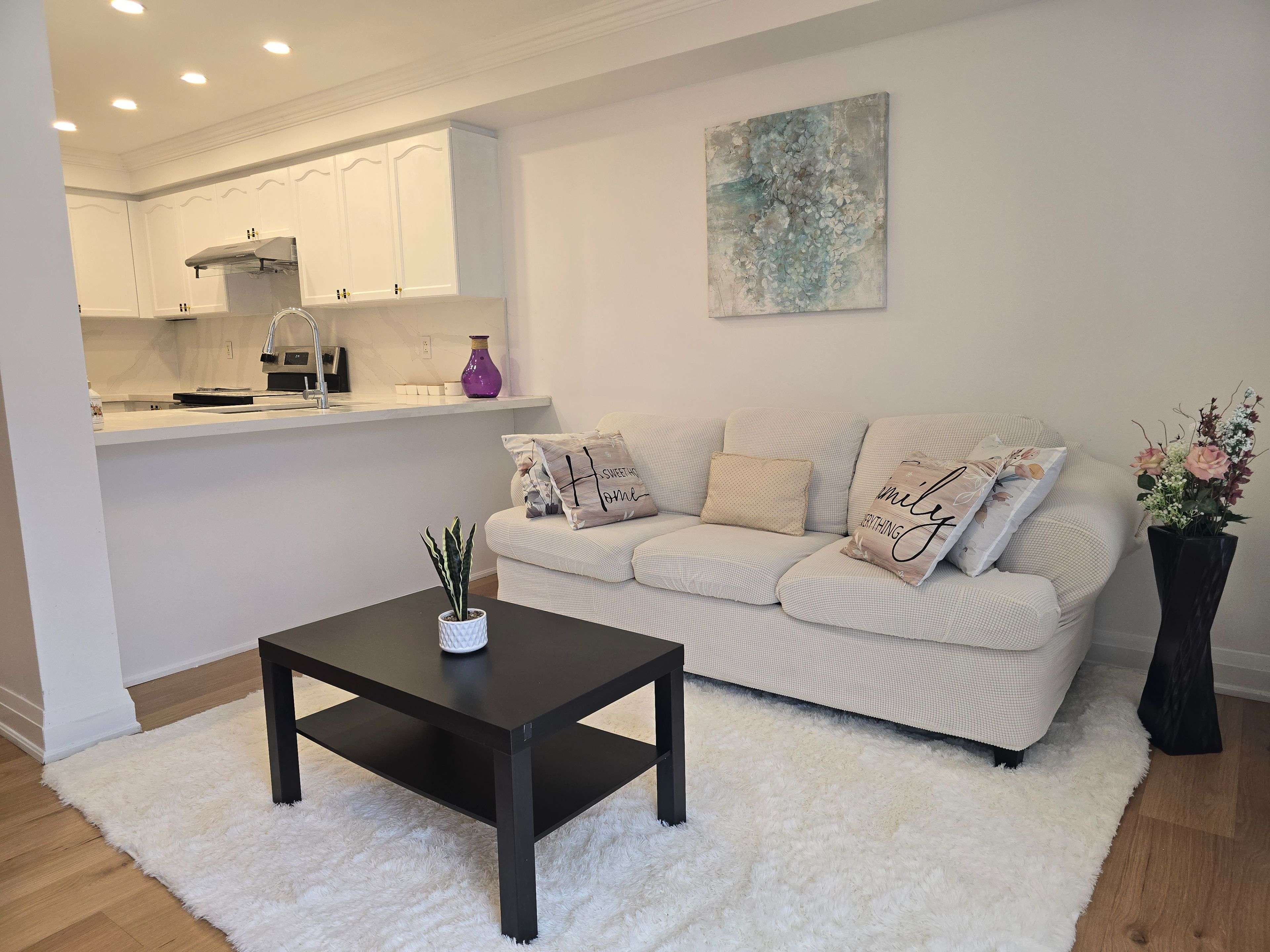 Vaughan, ON L4H 0K2,226 Canada DR