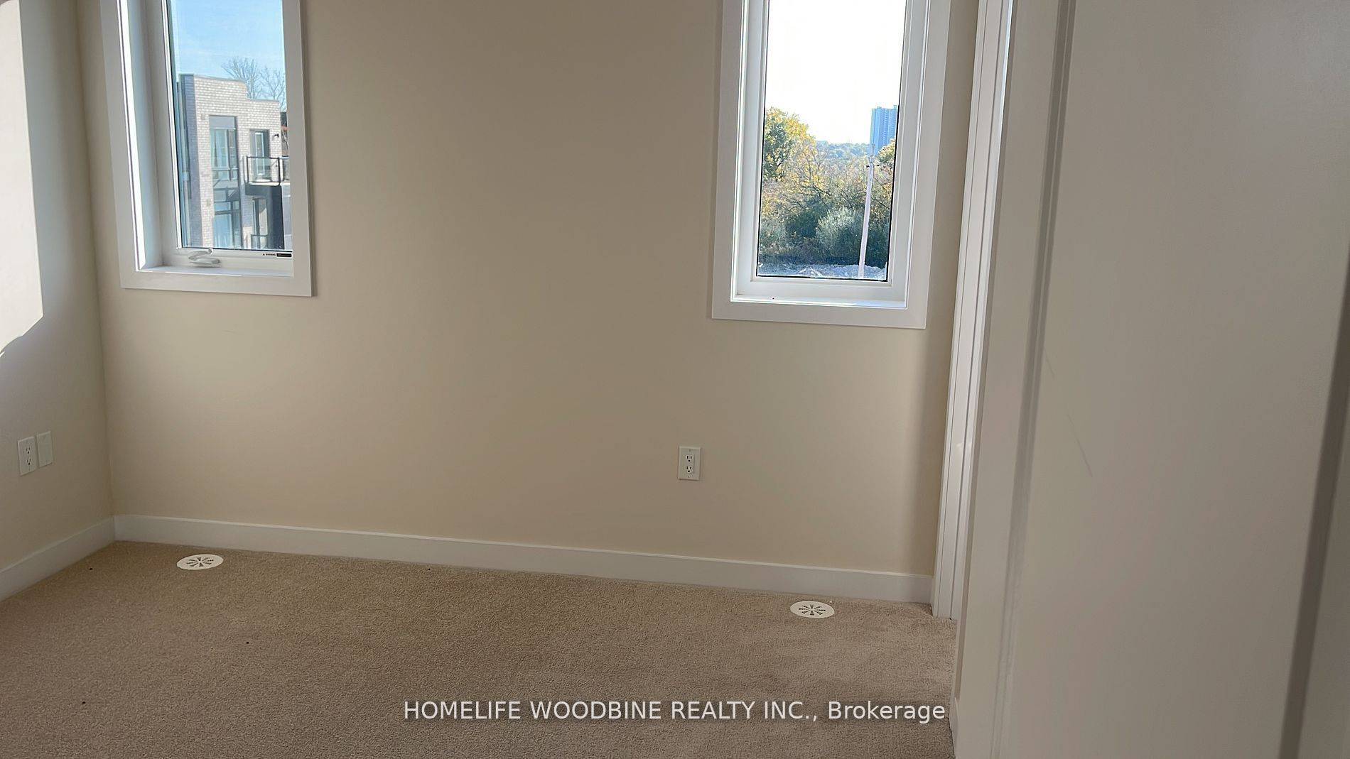 Vaughan, ON L4L 1V8,30 Chiffon ST #43