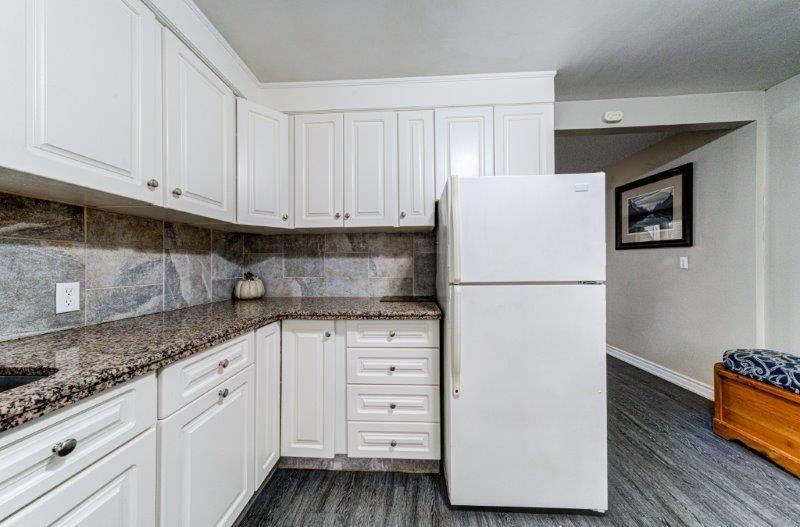 Wasaga Beach, ON L9Z 2E5,1239 Mosley ST ##1241