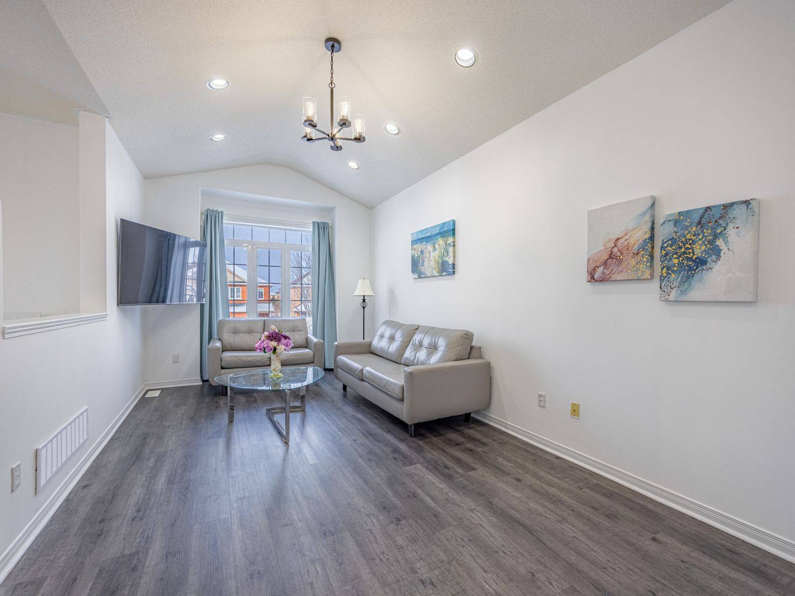 Brampton, ON L7A 2W4,101 River Rock CRES