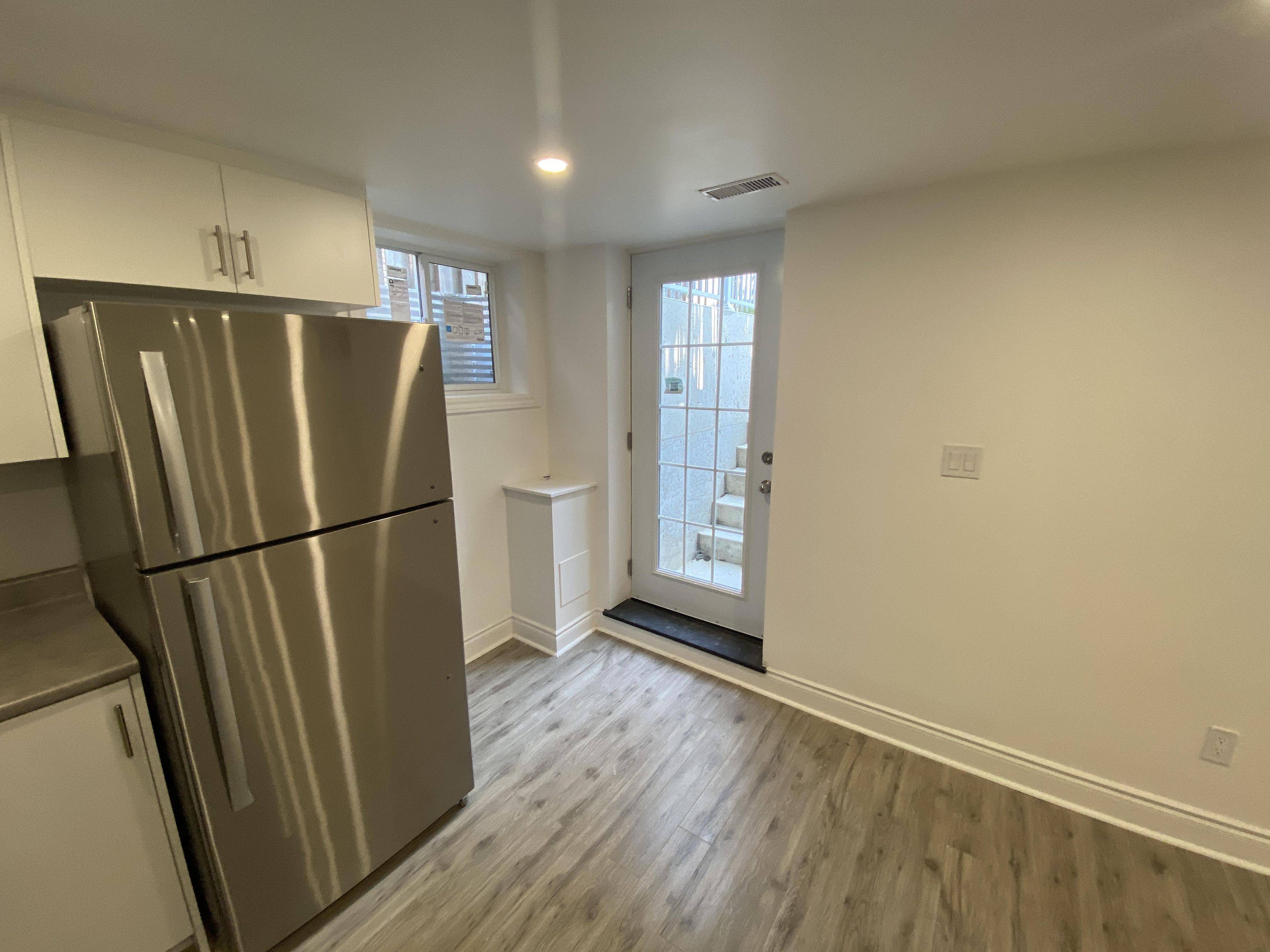 Brampton, ON L6S 2V8,51 Massey ST