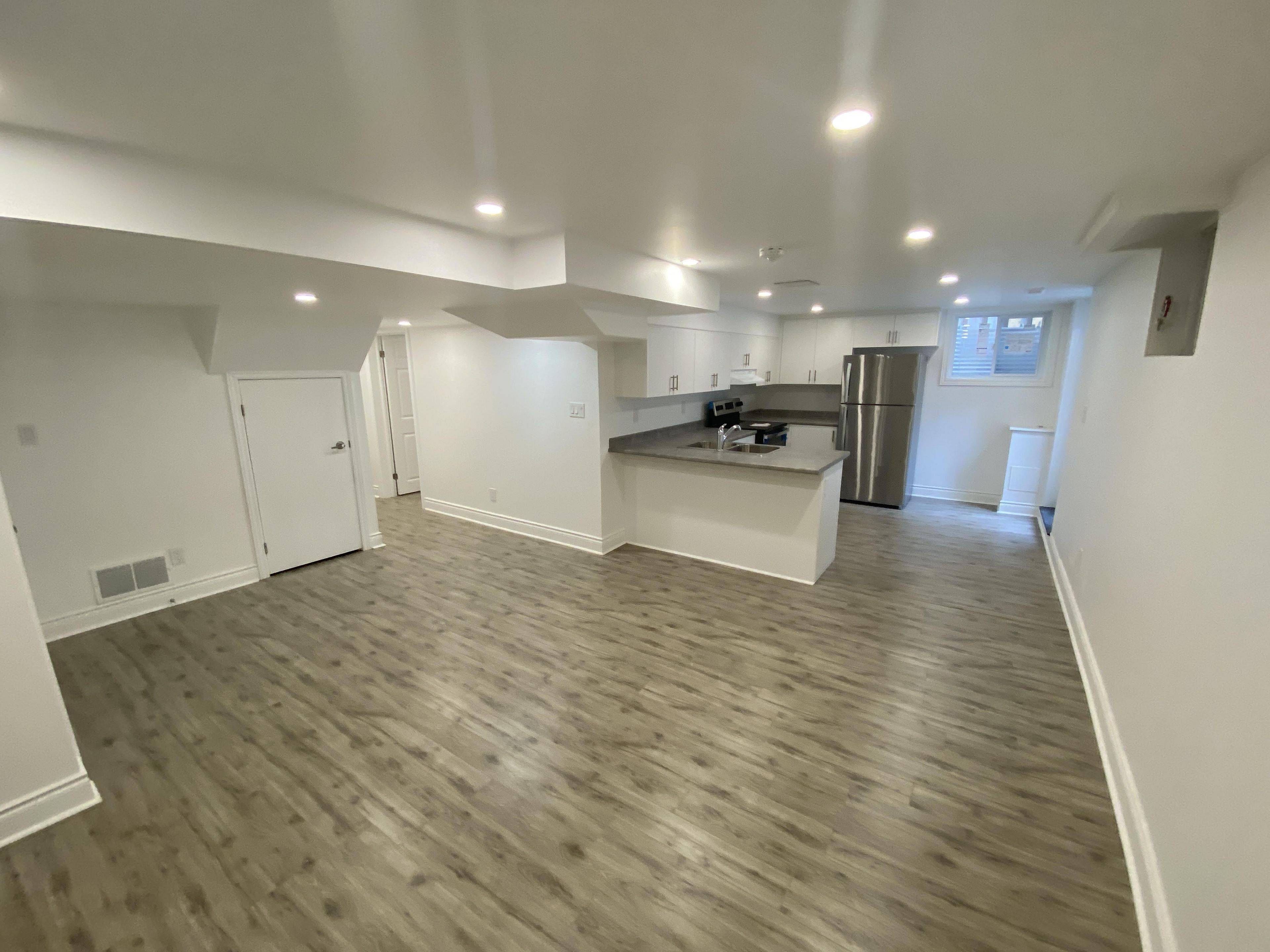 Brampton, ON L6S 2V8,51 Massey ST