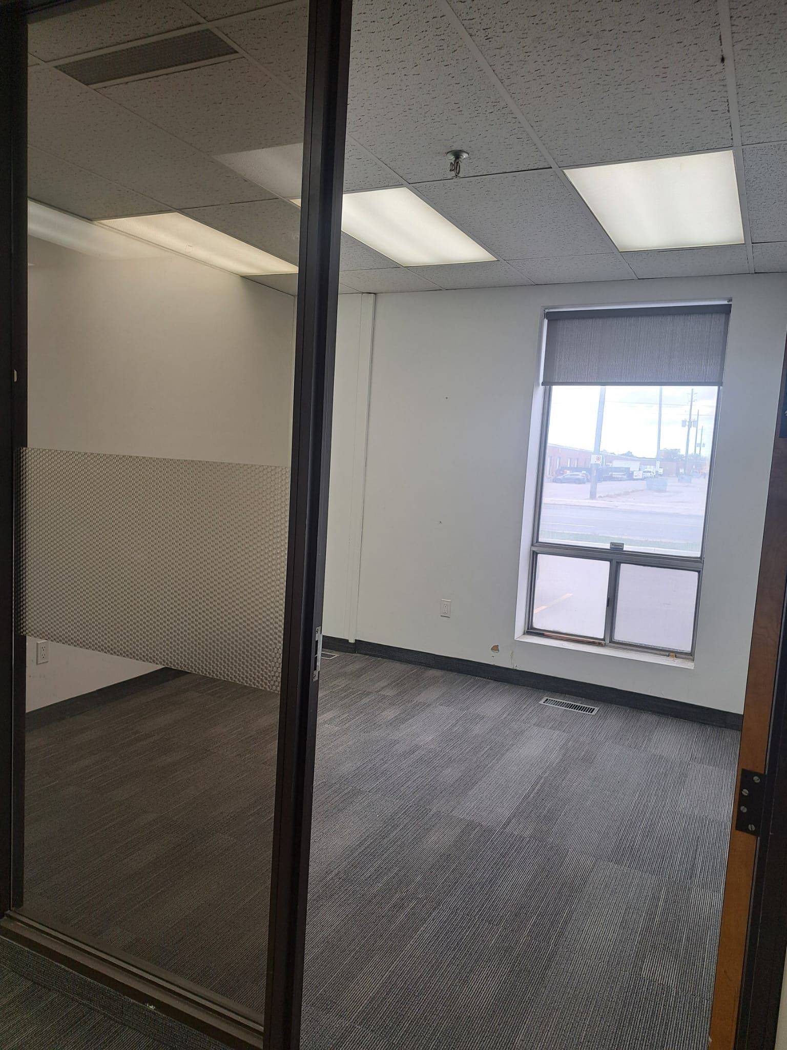 Mississauga, ON L5A 3P2,2465 Cawthra RD #101