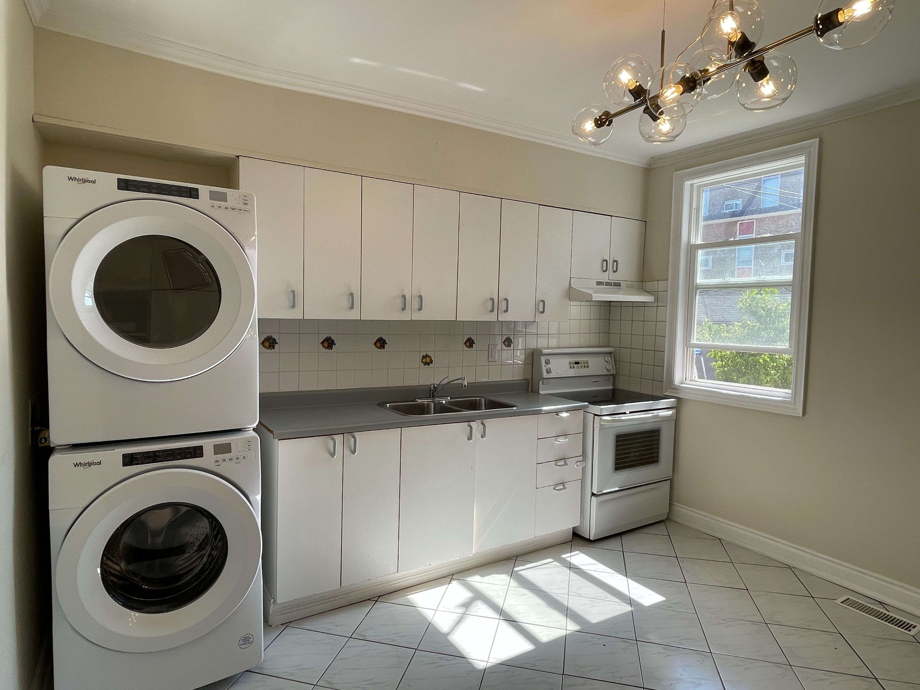 Toronto W03, ON M6N 1G7,83 Hounslow Heath RD #Main