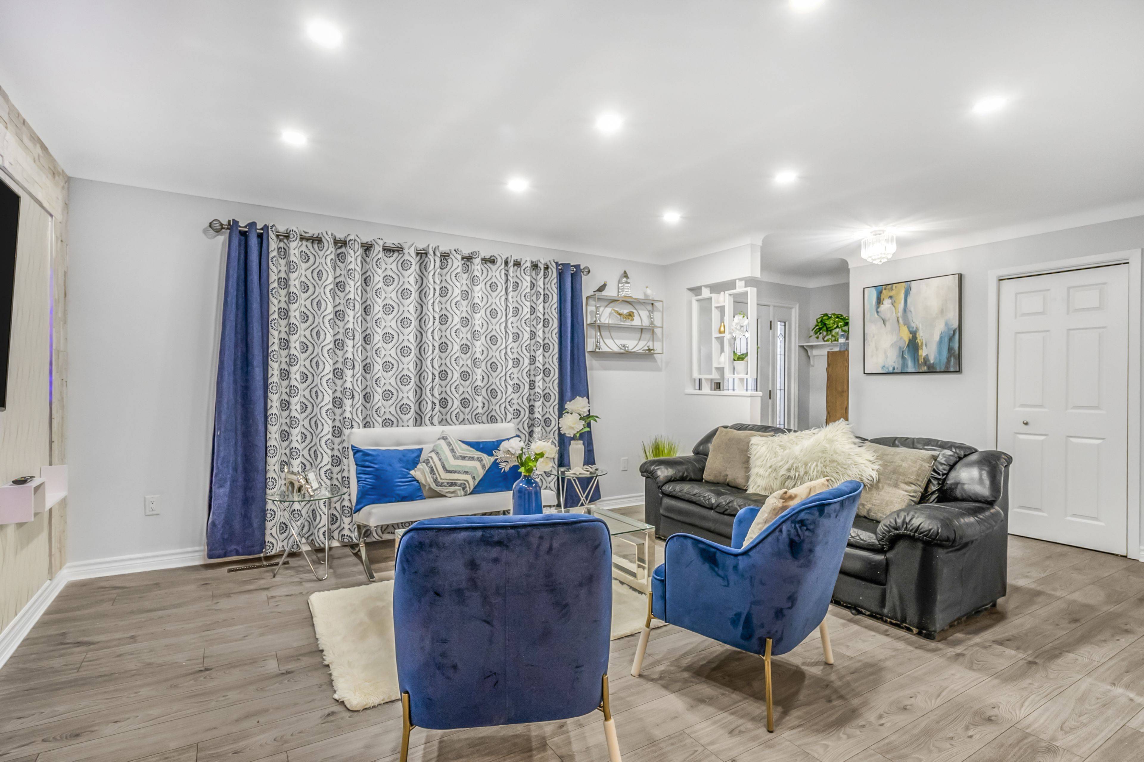 Niagara Falls, ON L2H 1E5,7728 WATSON ST