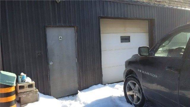 Guelph, ON N1E 5P8,141 Victoria RD S #4