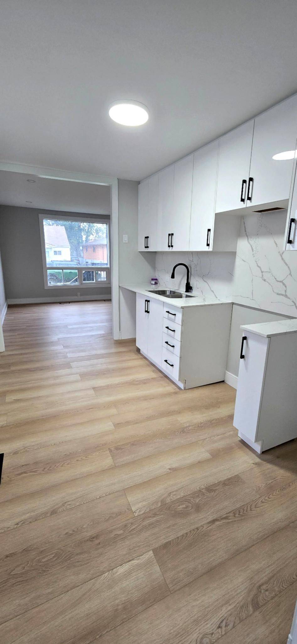 Welland, ON L3B 4V1,321 Dieppe ST