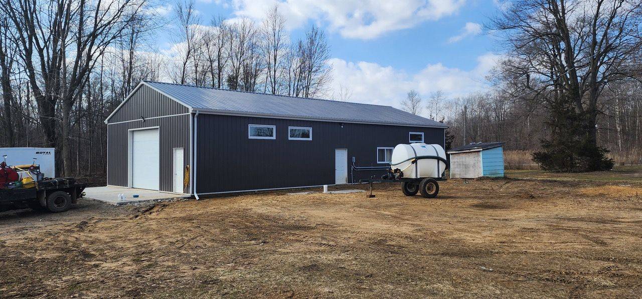 Chatham-kent, ON N0P 1C0,29771 Zone RD