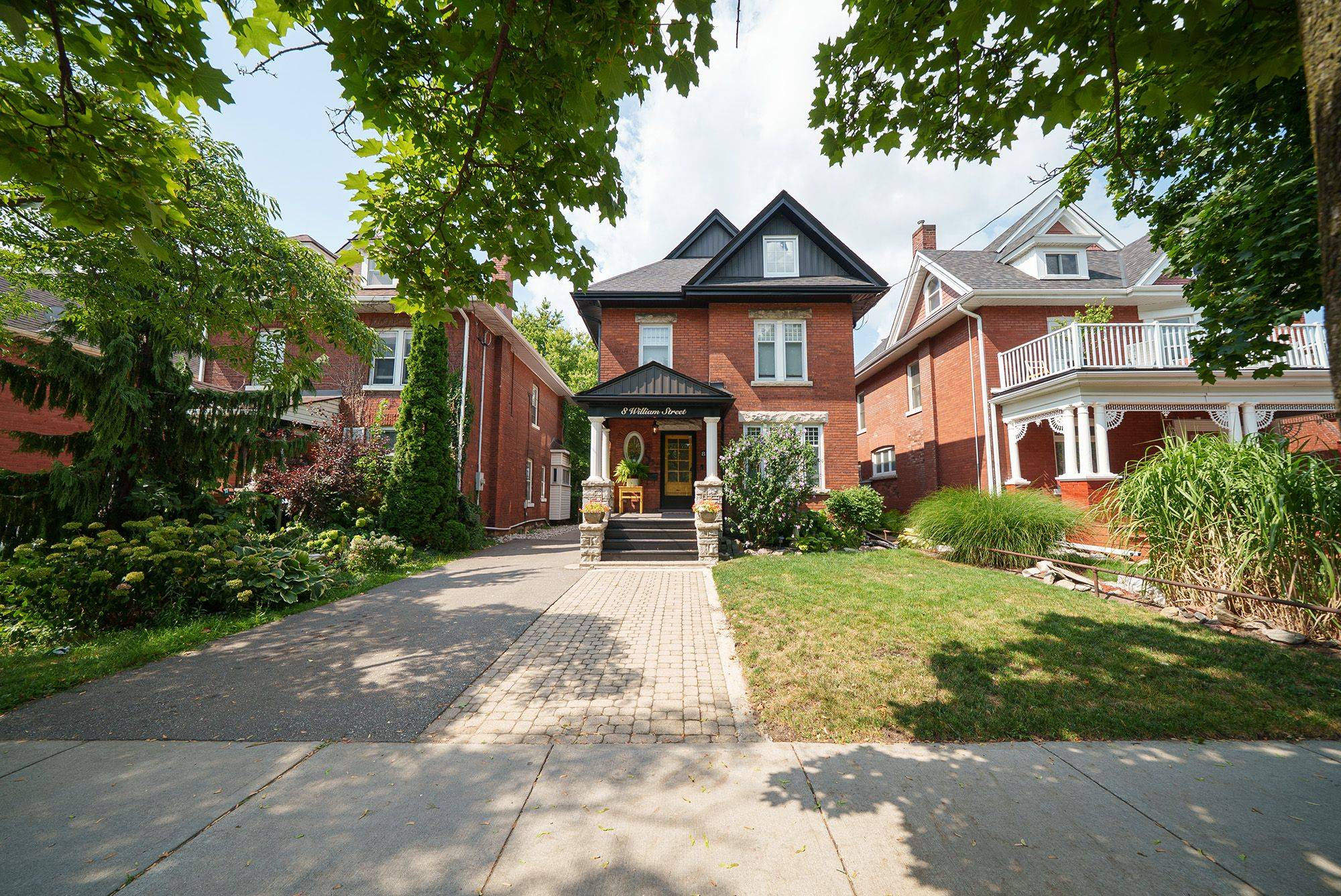 Brantford, ON N3T 3K1,8 William ST