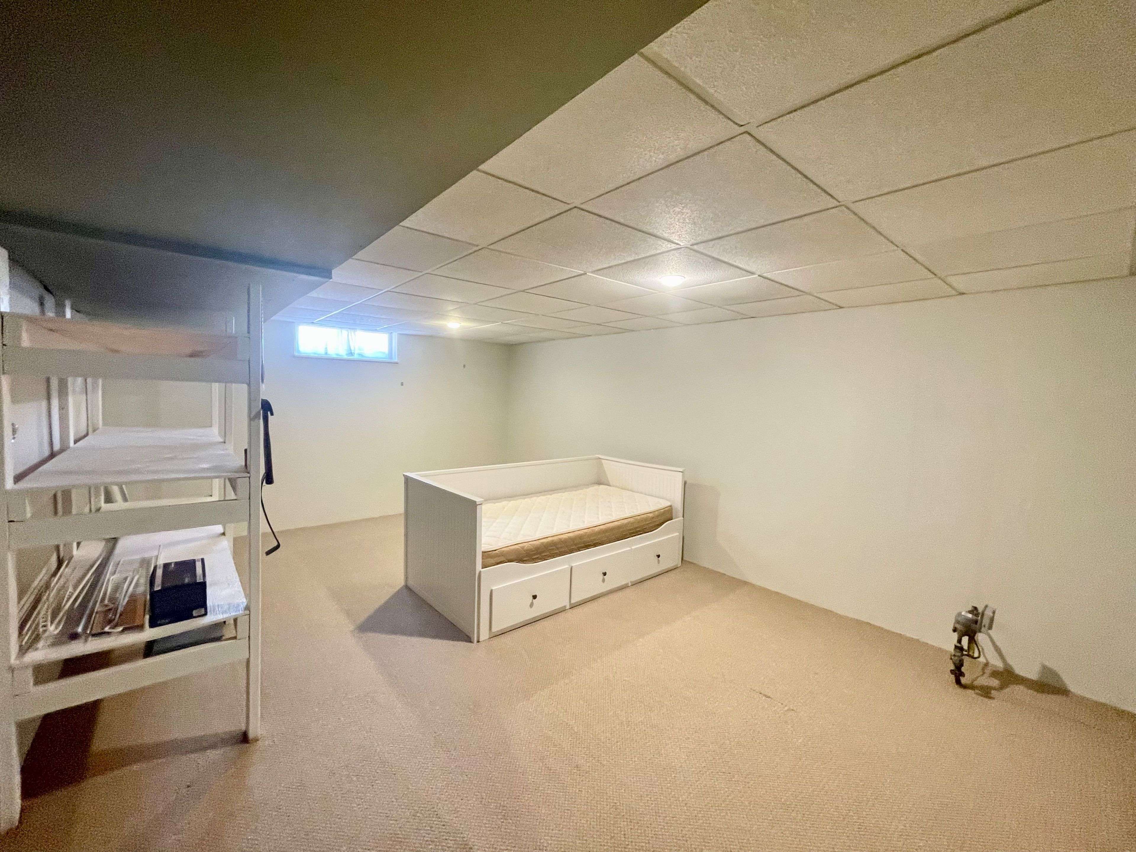 London North, ON N5X 1C3,1463 Stoneybrook CRES #Lower