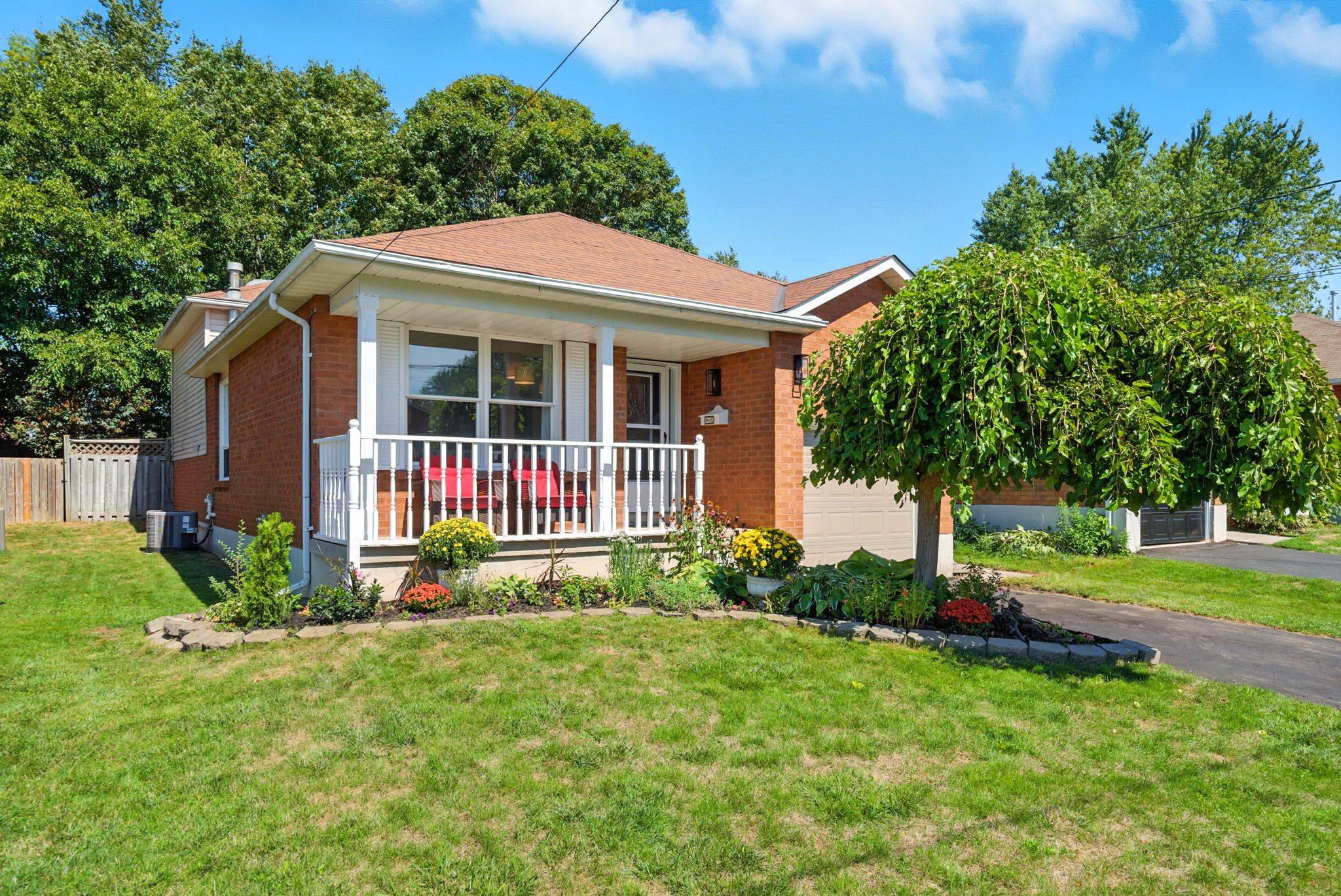 Cobourg, ON K9A 5C1,496 Burnham Manor CT
