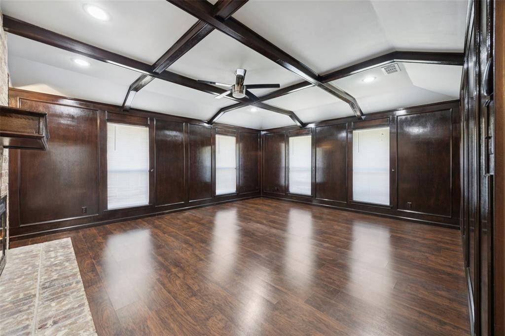 Grand Prairie, TX 75052,3633 Ridgewood Drive