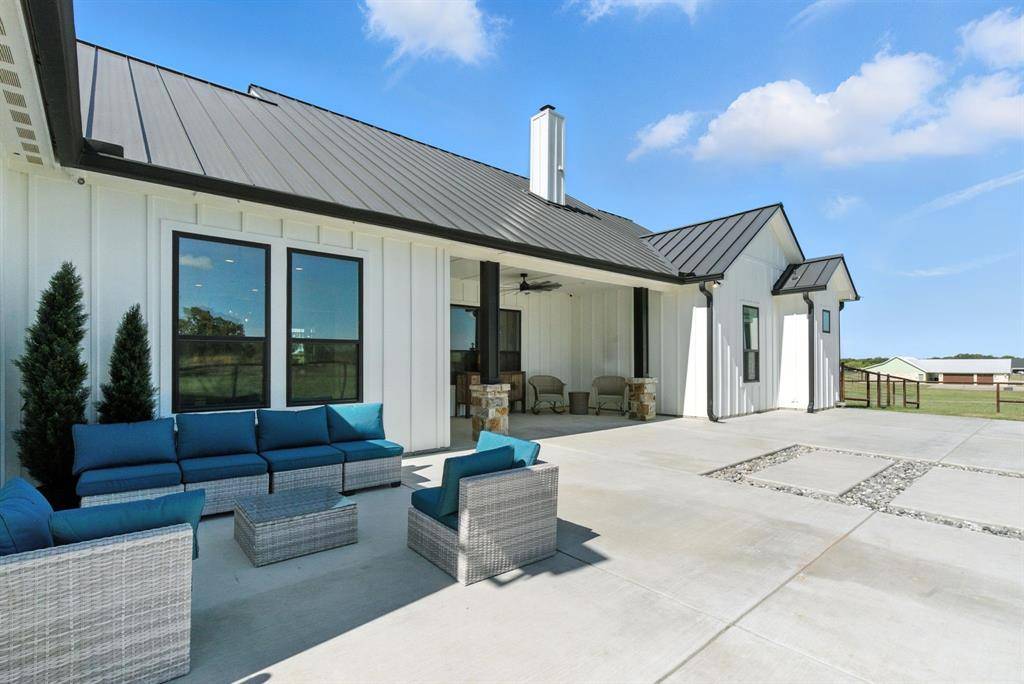 Weatherford, TX 76088,1000 Rambling Oaks Lane