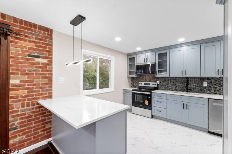 Piscataway Twp., NJ 08854,260 Grant Ave