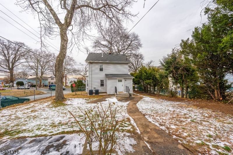 Kenilworth Boro, NJ 07033,43 S Michigan Ave