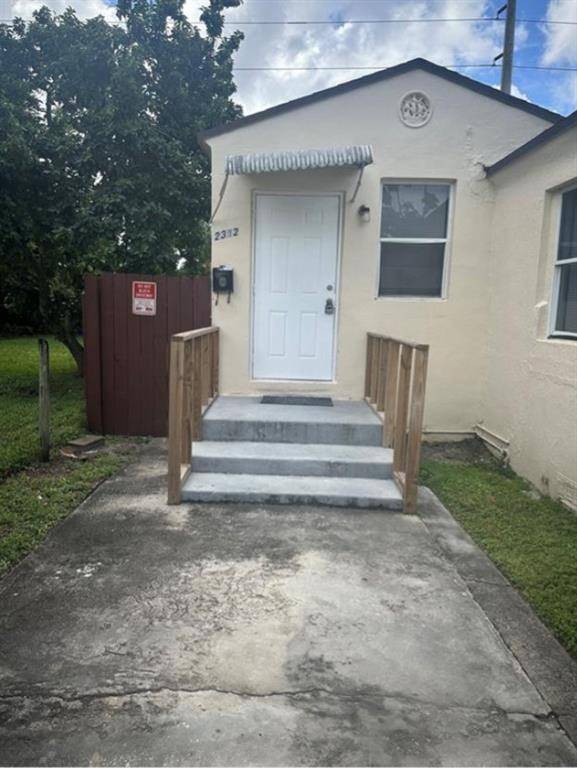 Hollywood, FL 33020,2312 Cleveland St #2312