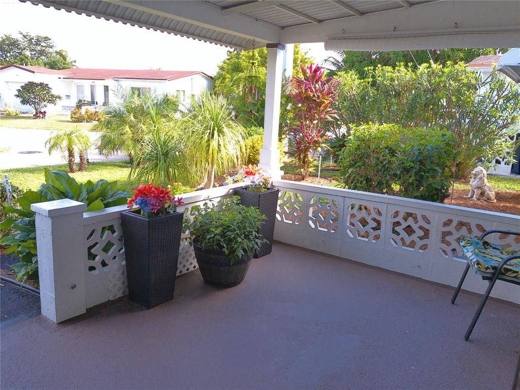 Lauderdale Lakes, FL 33319,4600 NW 43rd St