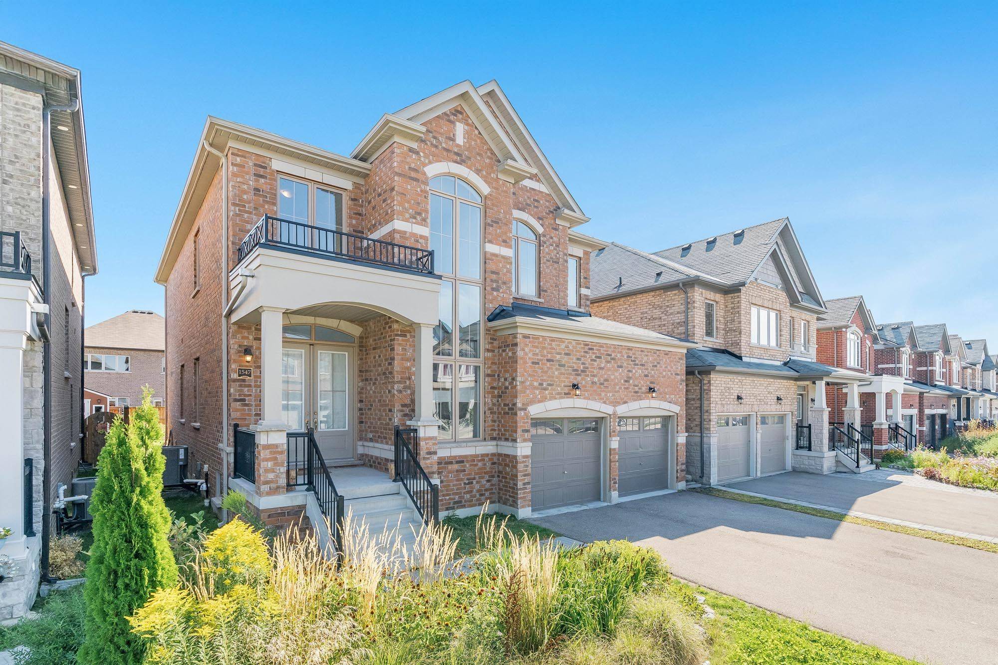 Innisfil, ON L9S 0J9,1547 McRoberts CRES