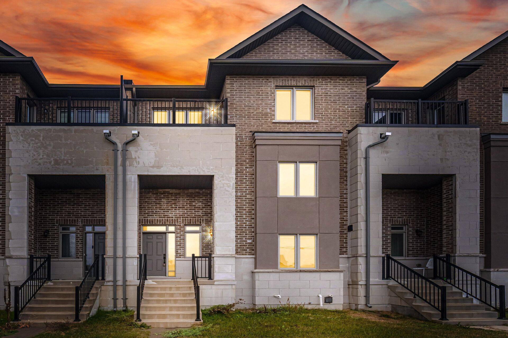 Uxbridge, ON L9P 0R6,24 Alan Williams TRL