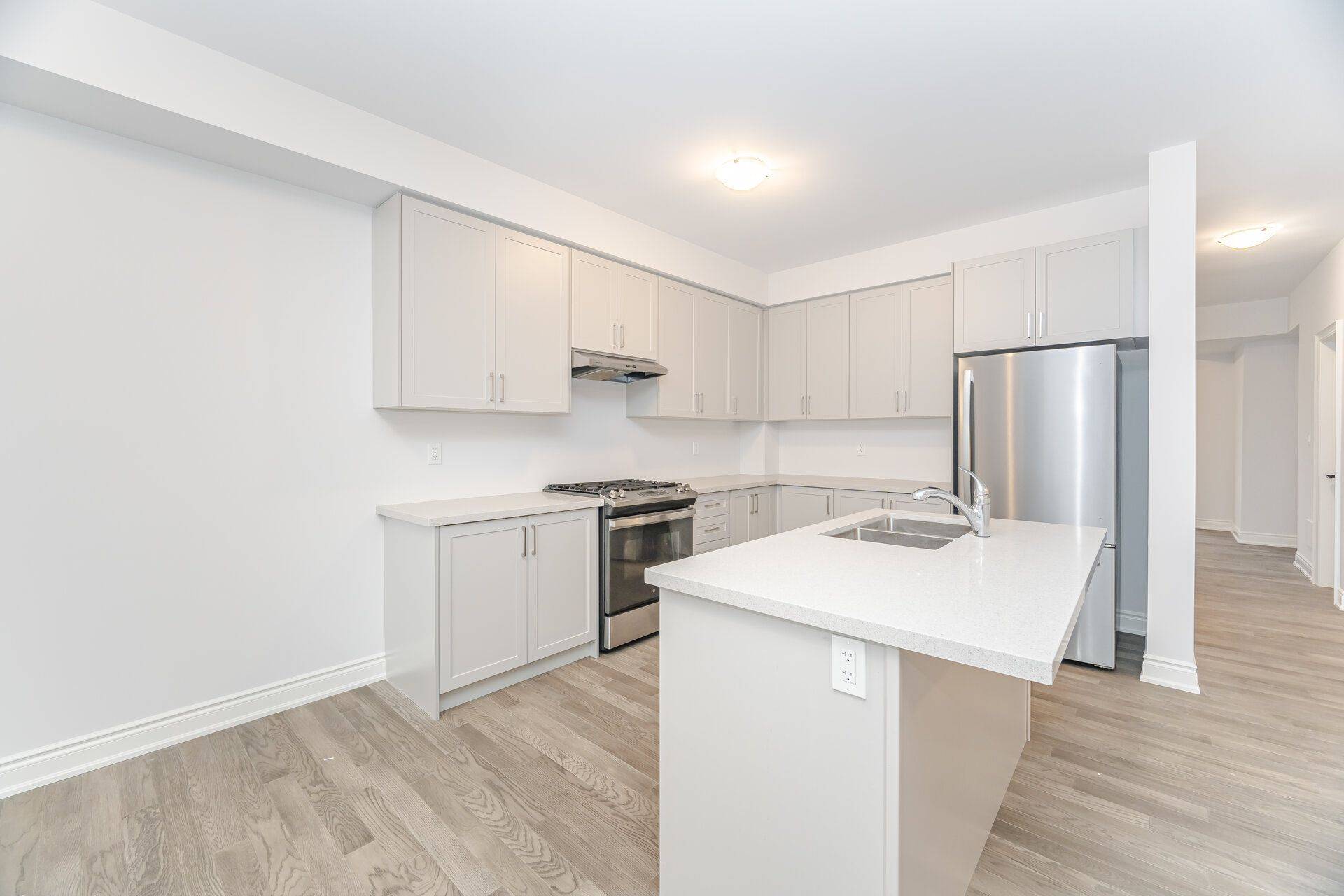 Uxbridge, ON L9P 0R6,24 Alan Williams TRL